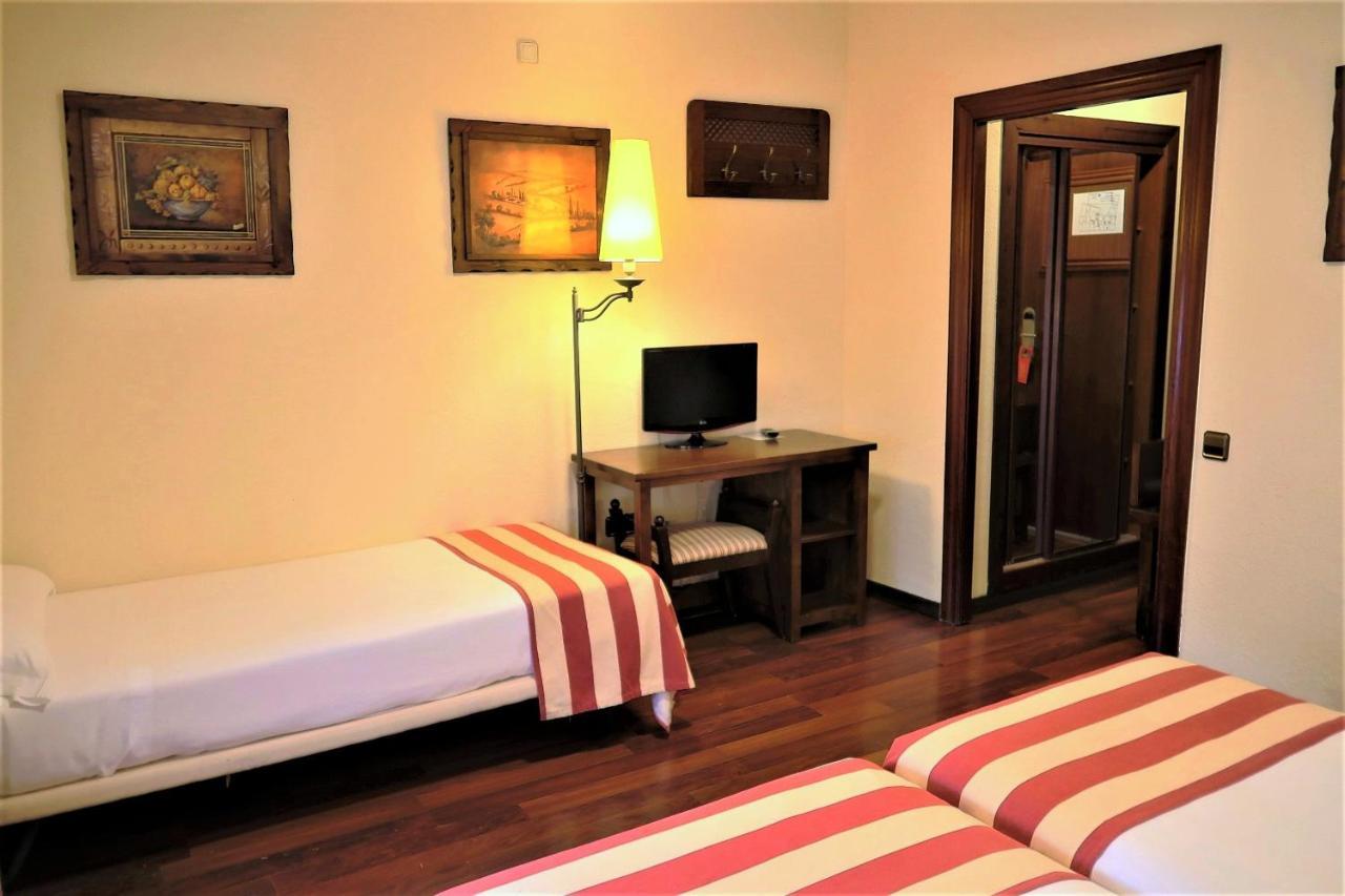 Hotel Urogallo ビエルハ エクステリア 写真