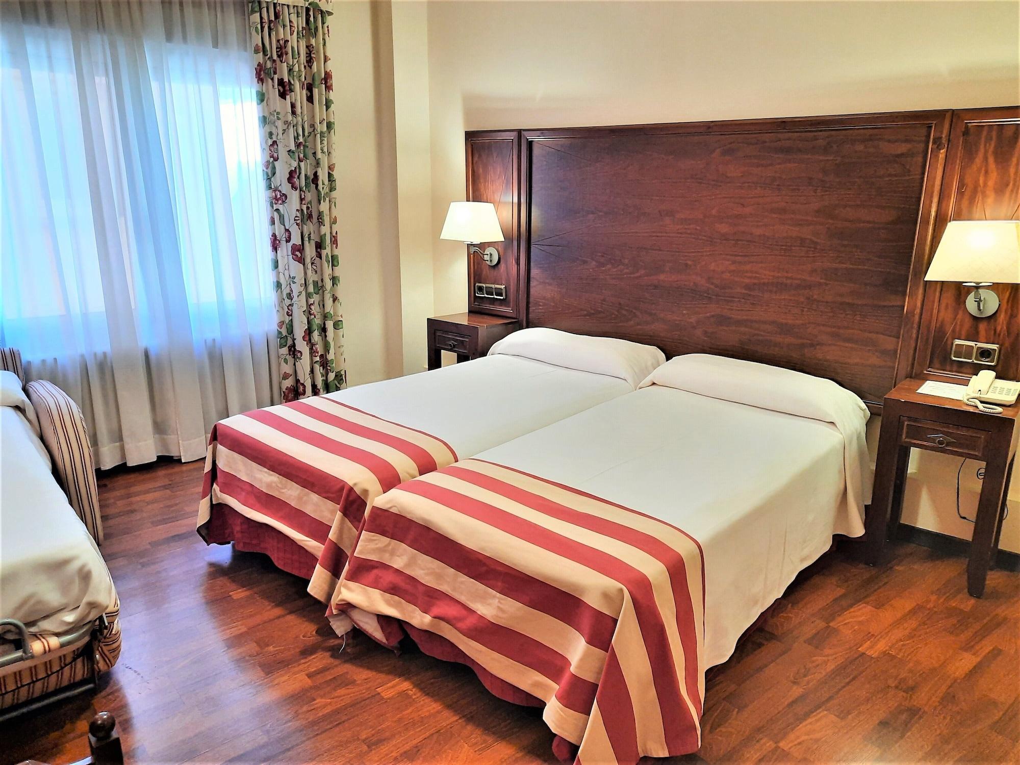 Hotel Urogallo ビエルハ エクステリア 写真