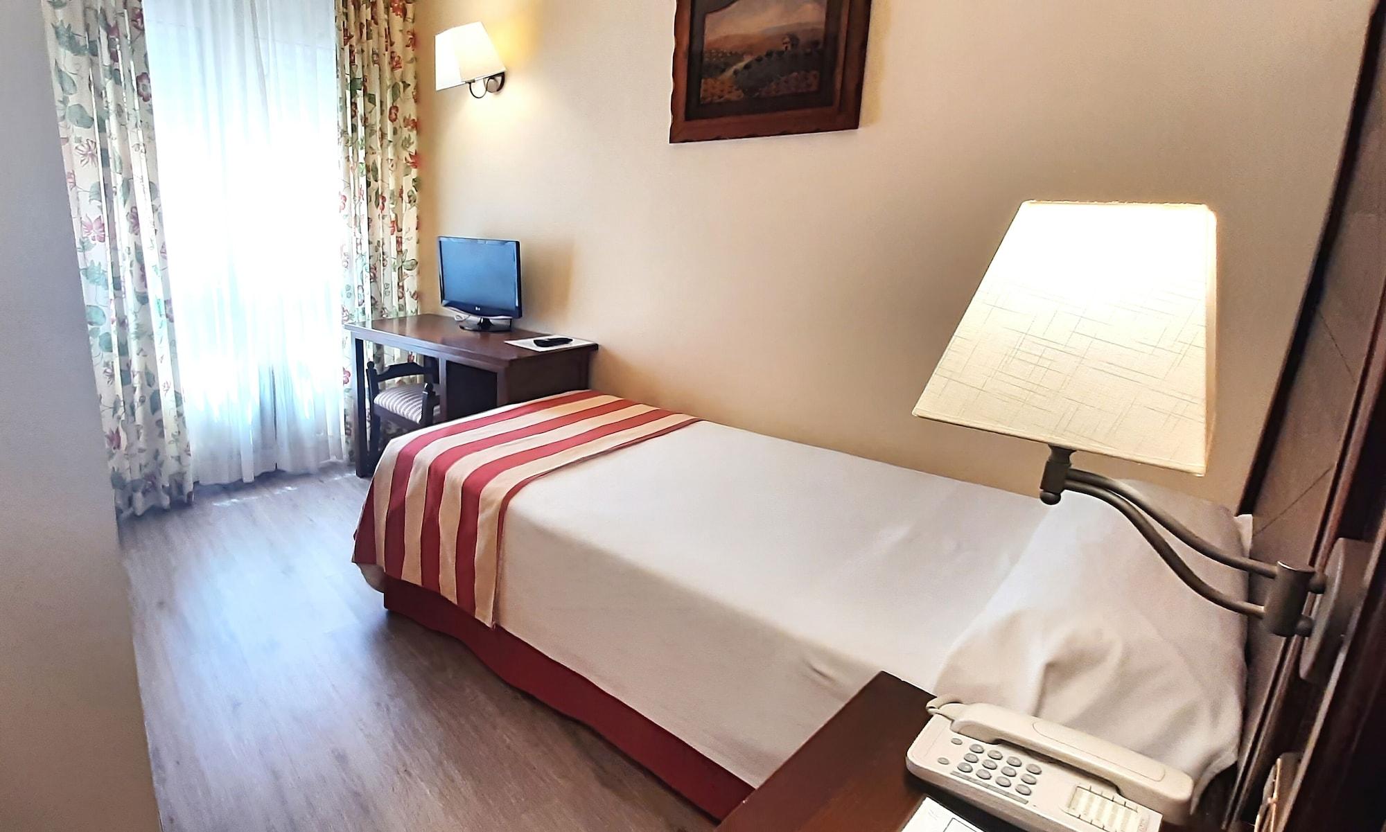 Hotel Urogallo ビエルハ エクステリア 写真