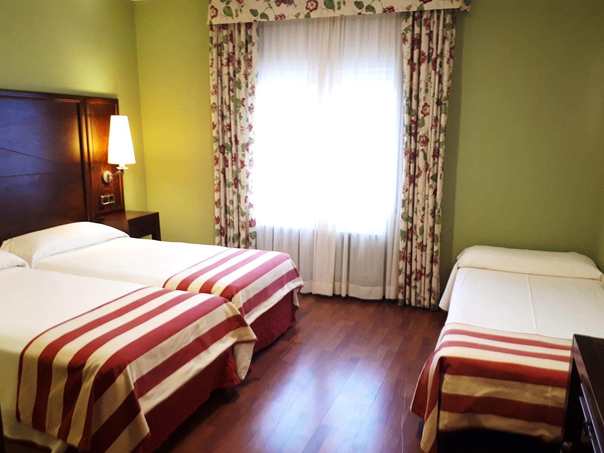 Hotel Urogallo ビエルハ エクステリア 写真