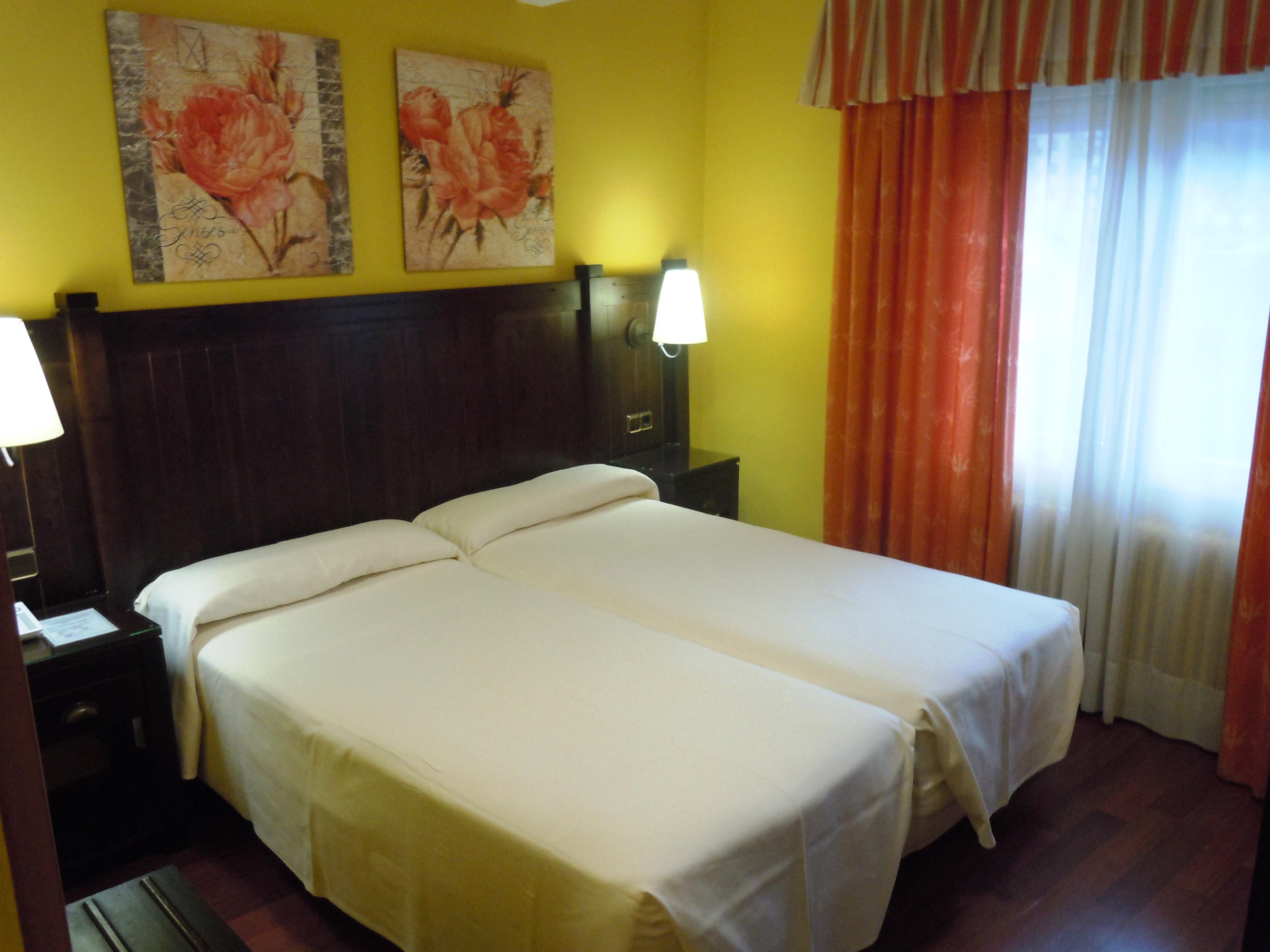 Hotel Urogallo ビエルハ エクステリア 写真