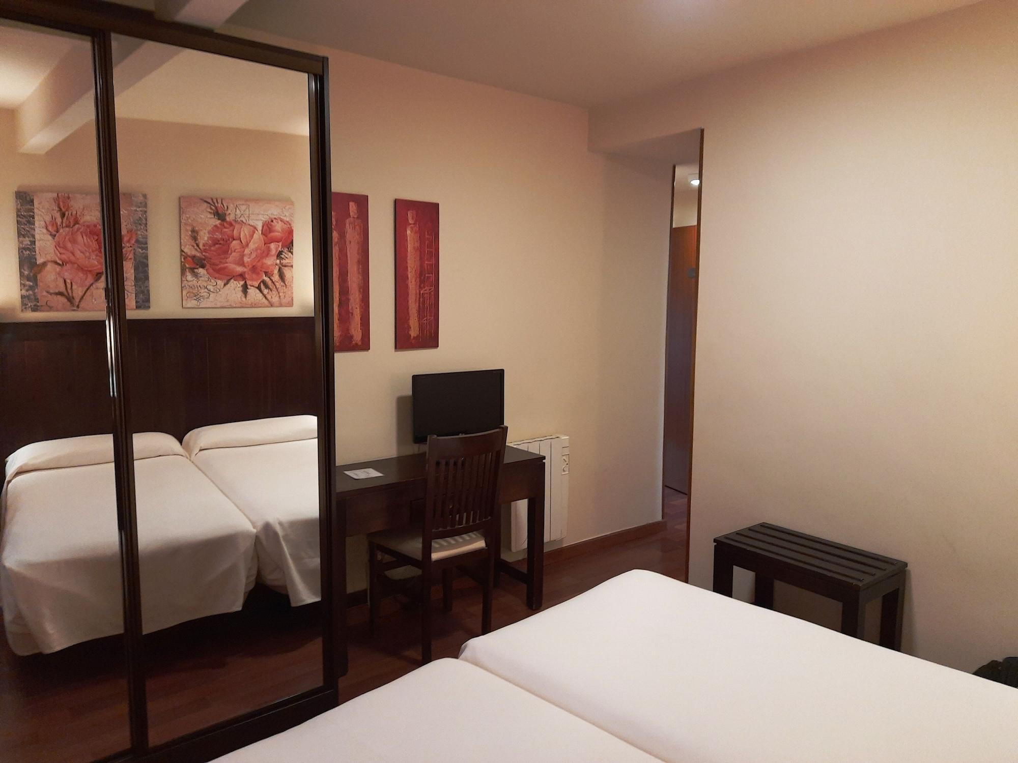 Hotel Urogallo ビエルハ エクステリア 写真
