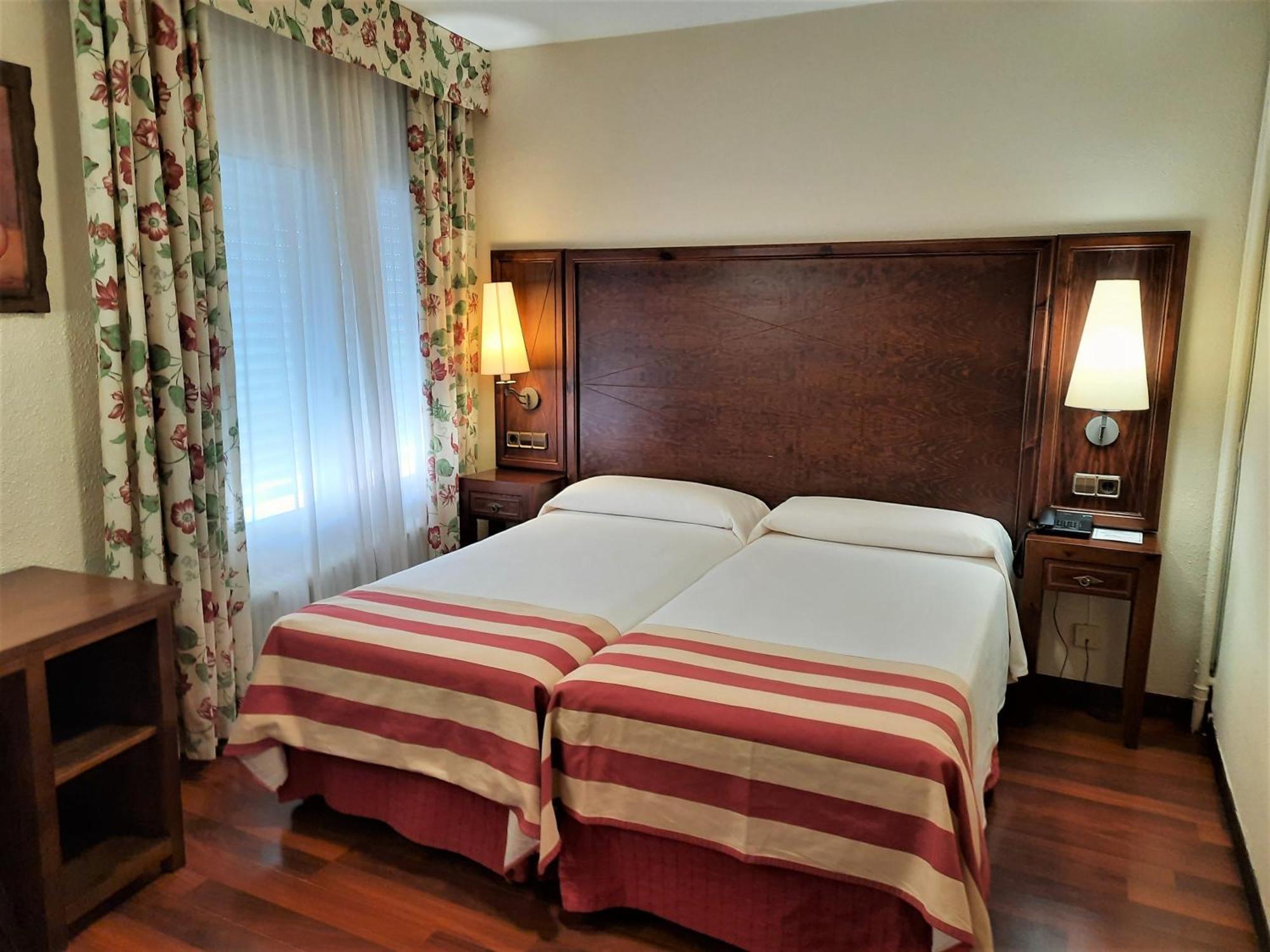 Hotel Urogallo ビエルハ 部屋 写真